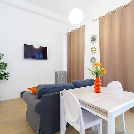 Shopping District 5 * Milano